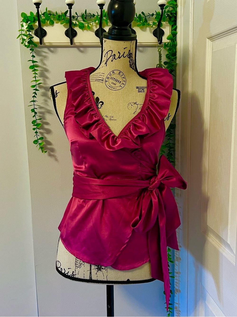Costa Blanca Raspberry Pink Satin Ruffle V-Neck Top